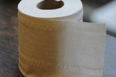 plain-toilet-paper-roll-1000x1000